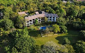 Grand Tamarind Lake